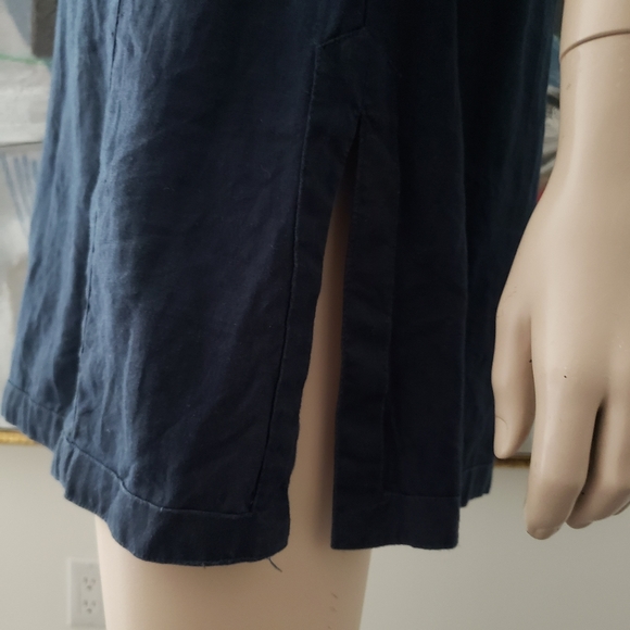 Malvin | Linen V-Neck Tunic - Picture 6 of 8